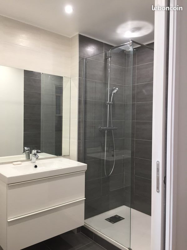 Appartement à louer, 40m², Courbevoie