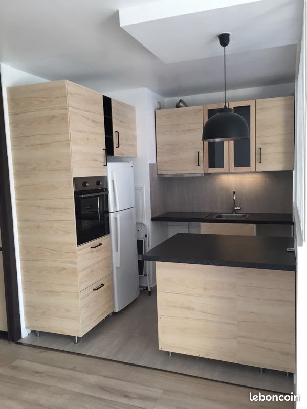 Appartement à louer, 40m², Courbevoie