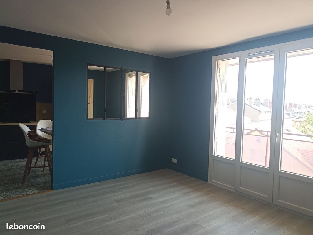 Appartement à louer, 76m², Moulins