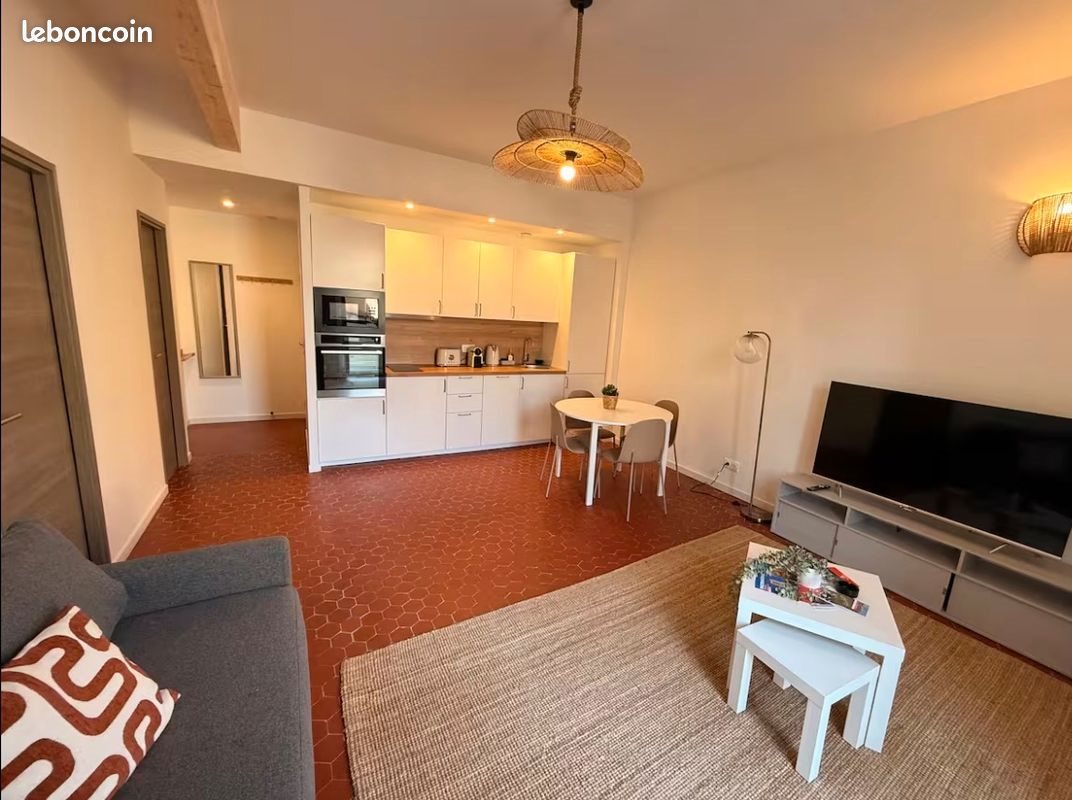 Appartement à louer, 43m², Aubagne