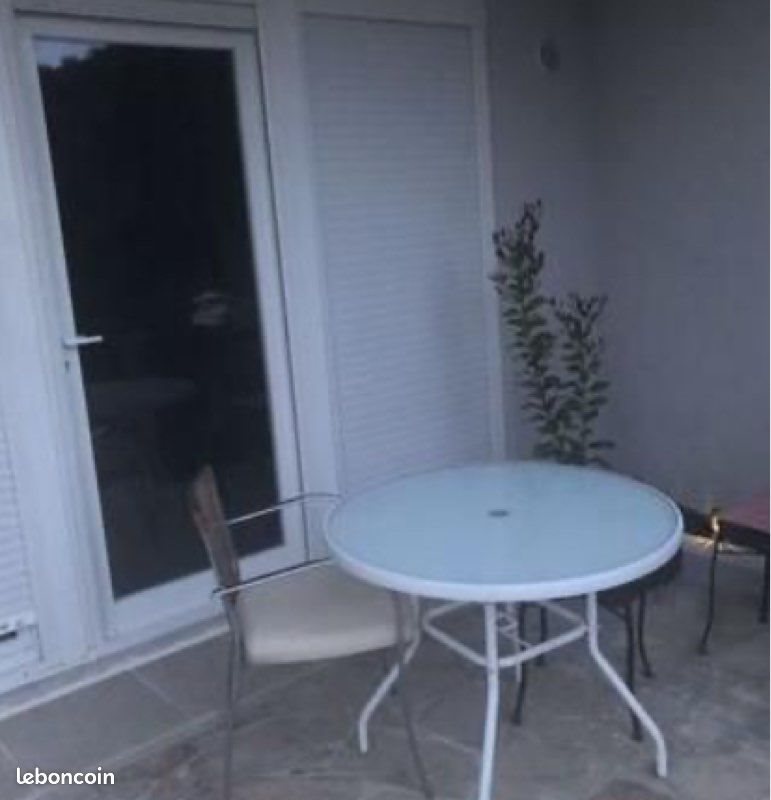 Appartement à louer, 23m², Vallauris