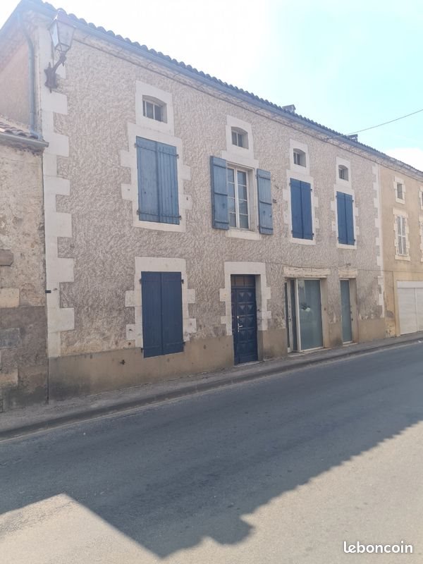 Maison à vendre, 154m², Javerlhac-et-la-Chapelle-Saint-Robert