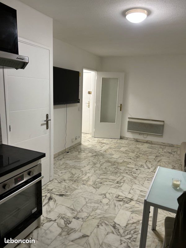 Appartement à louer, 40m², Saint-Laurent-du-Var