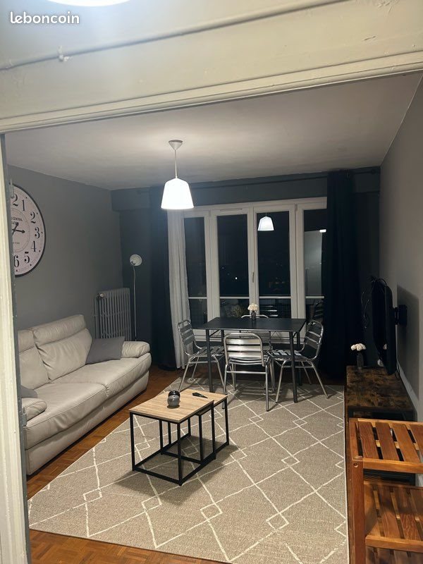 Appartement à louer, 40m², Charleville-Mézières