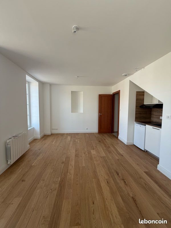 Appartement à louer, 23m², Saint-Marcel