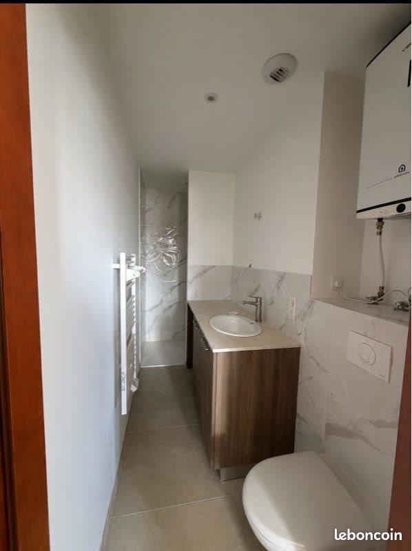 Appartement à louer, 23m², Saint-Marcel