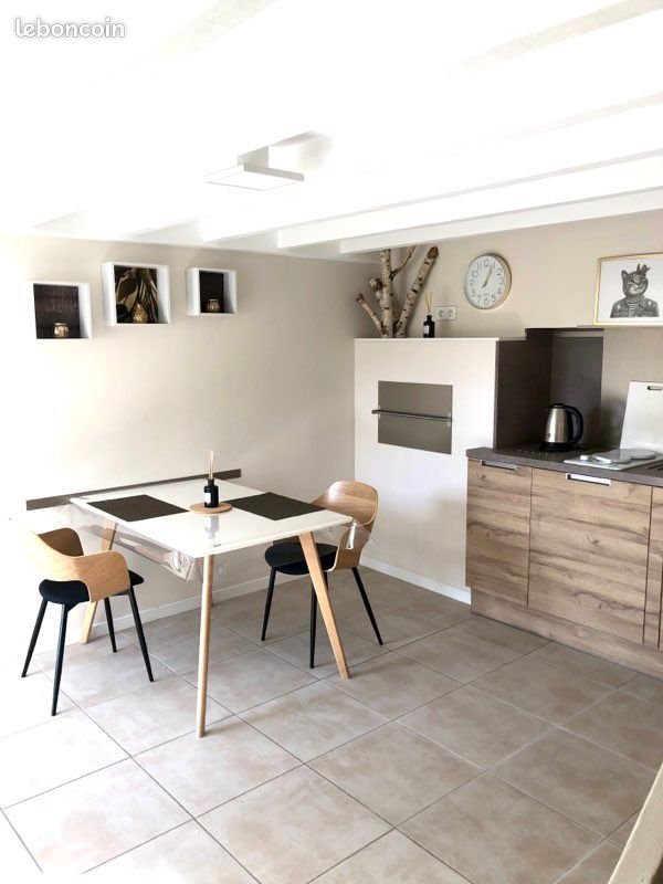 Appartement à louer, 28m², Dampierre