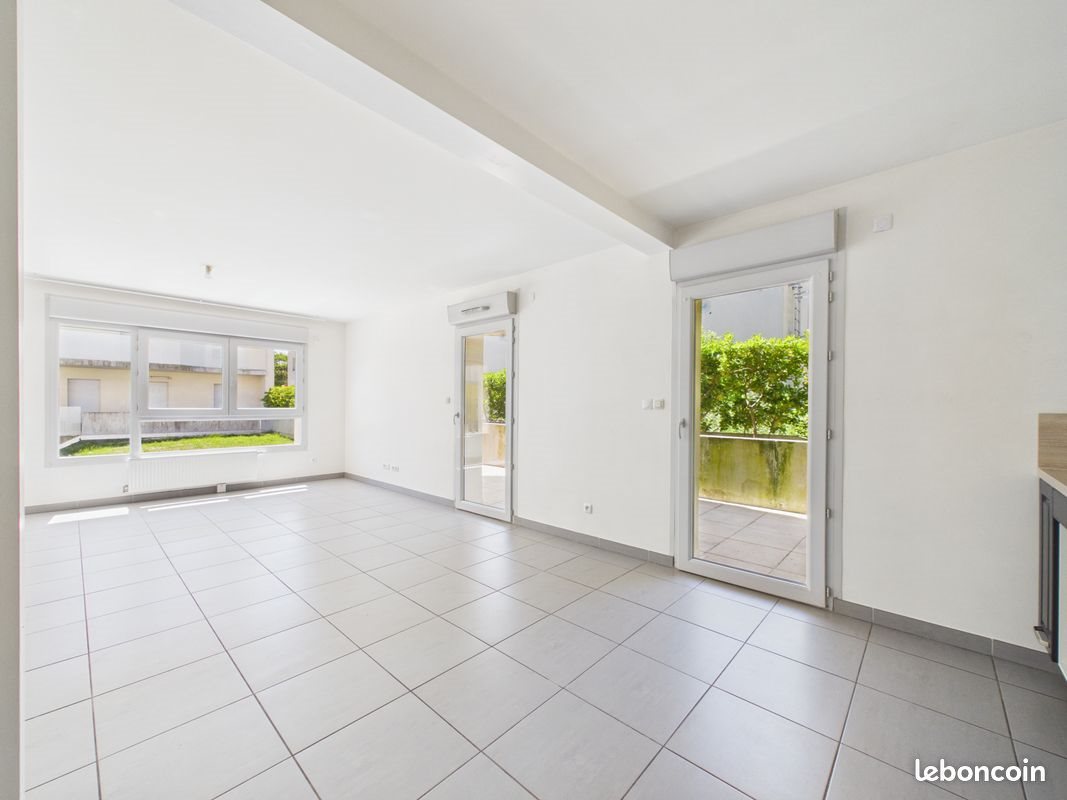 Appartement à vendre, 66m², Montélimar