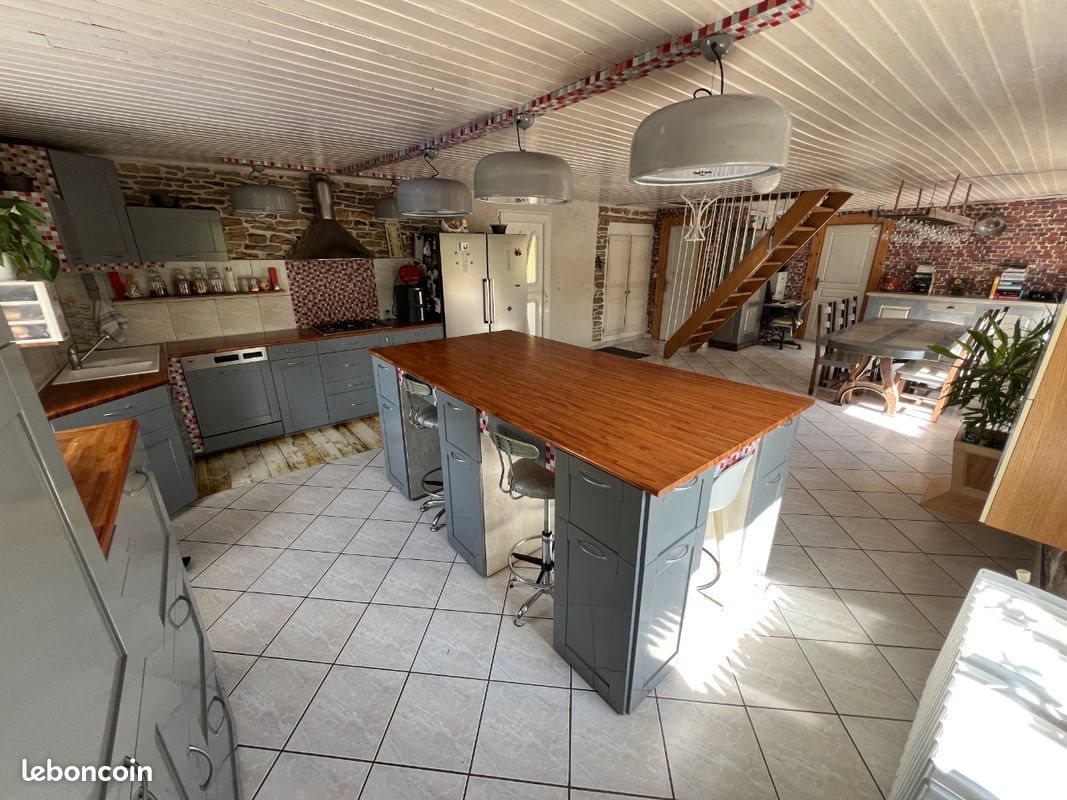 Maison à vendre, 175m², Pont-de-Roide