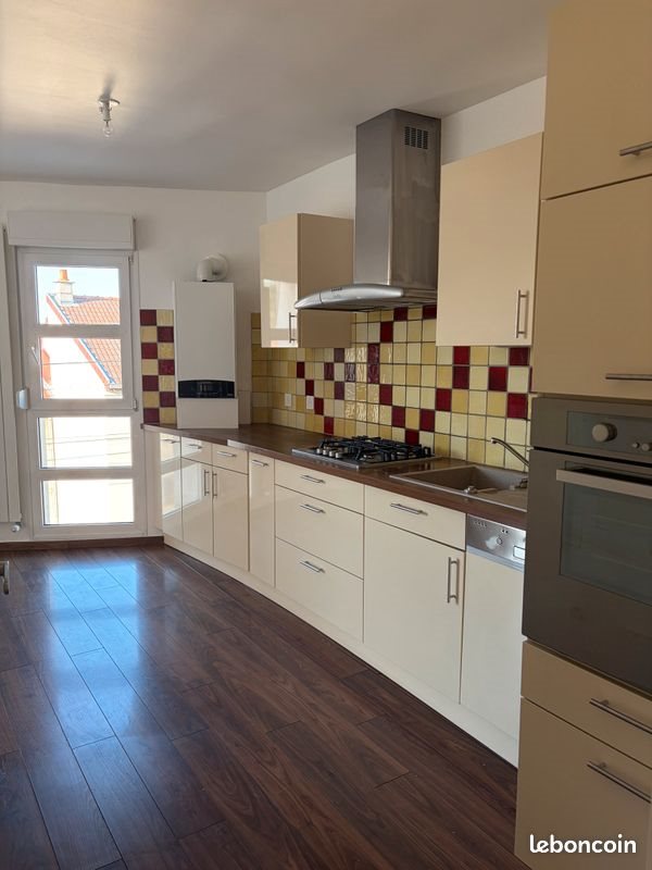 Appartement à louer, 61m², Metz