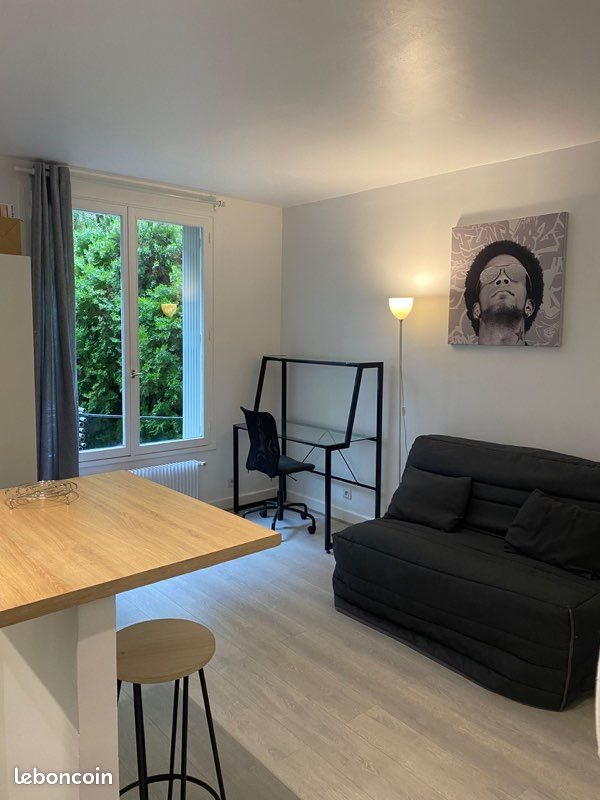 Appartement à louer, 18m², Versailles