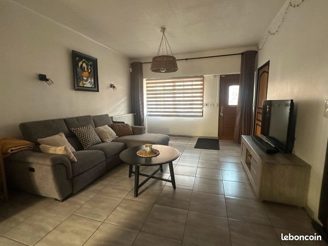 Maison à louer, 110m², Marpent