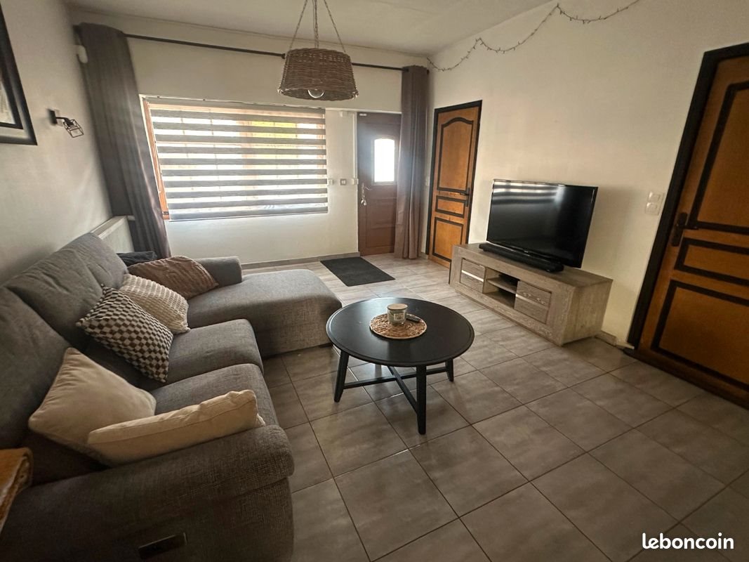 Maison à louer, 110m², Marpent