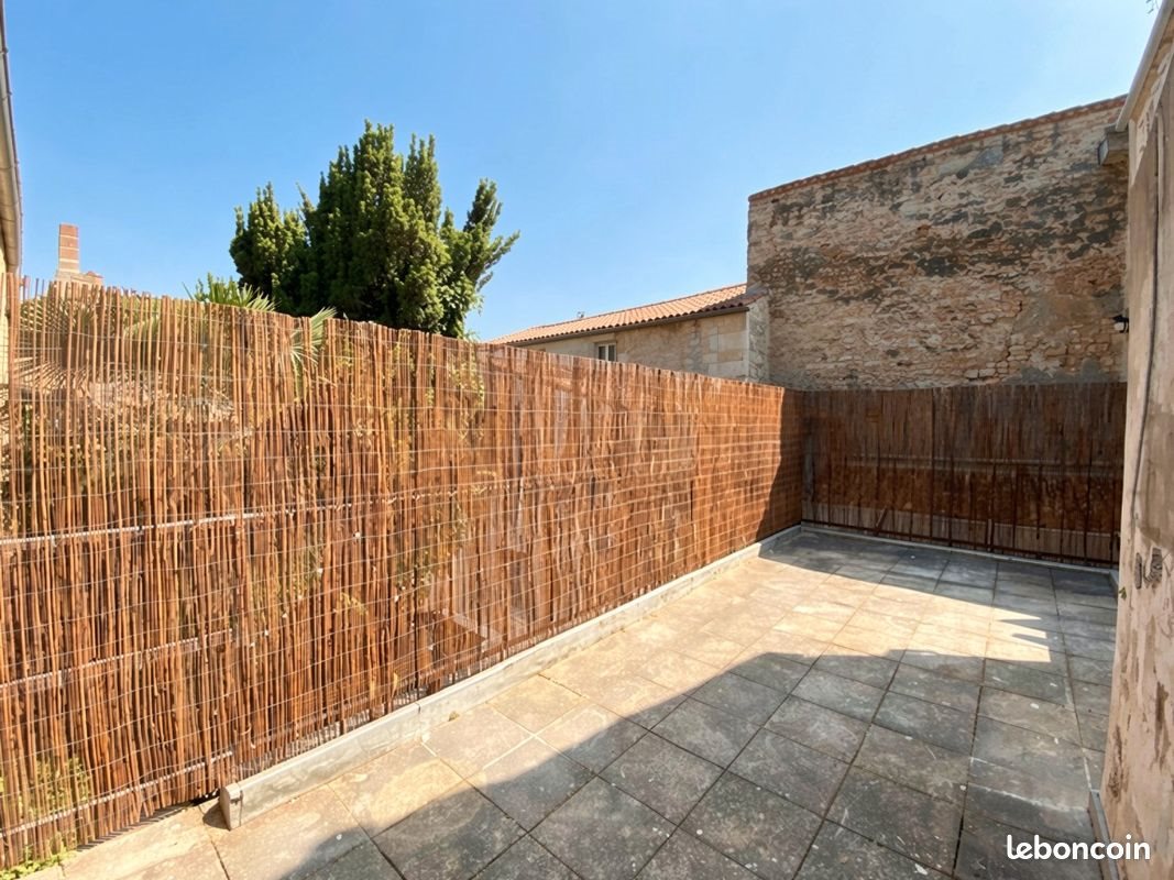 Appartement à louer, 67m², Saintes