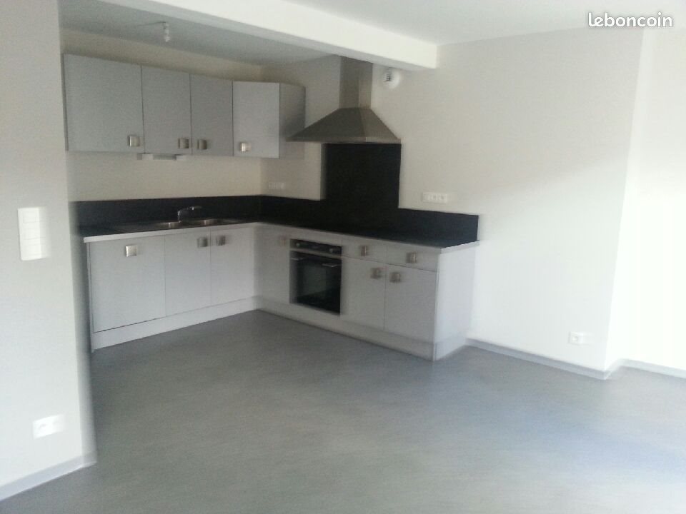 Appartement à louer, 61m², Millau
