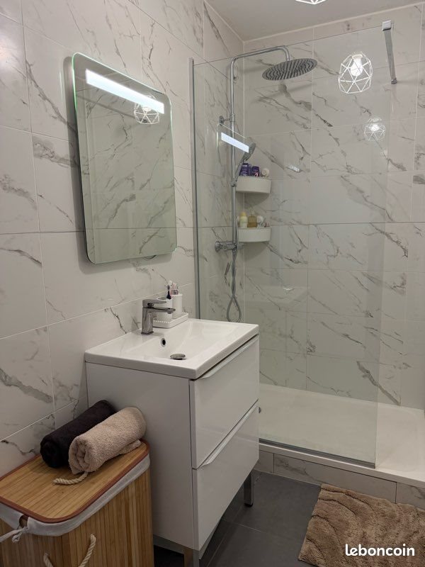 Appartement à vendre, 67m², Vénissieux