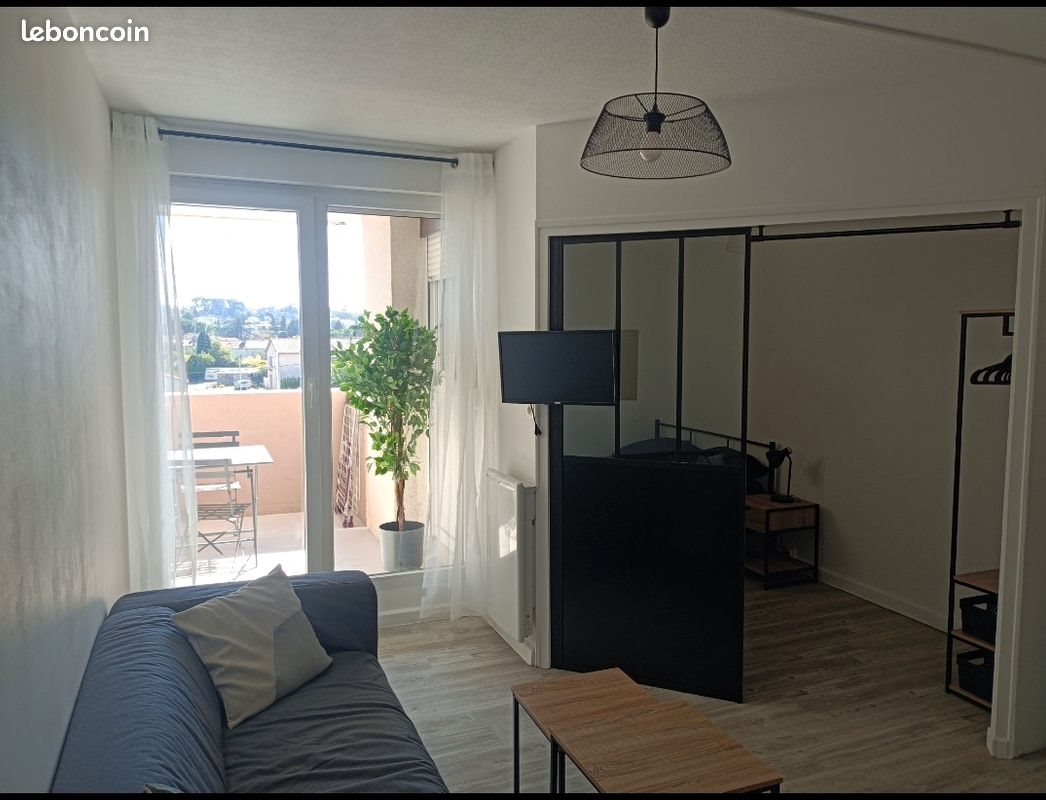 Appartement à louer, 26m², Alès