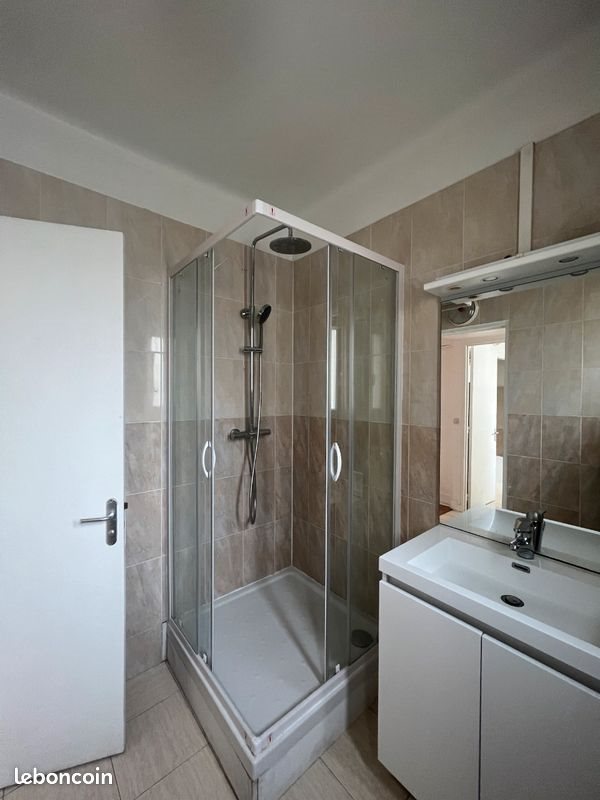 Appartement à louer, 28m², Paris 19ème
