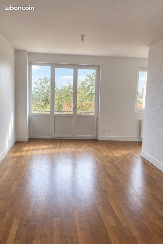 Appartement à louer, 75m², Villebois-Lavalette