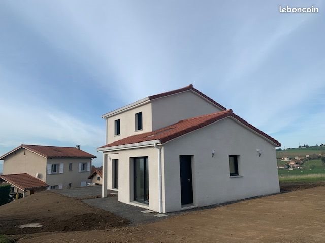 Maison à louer, 90m², Aveizieux