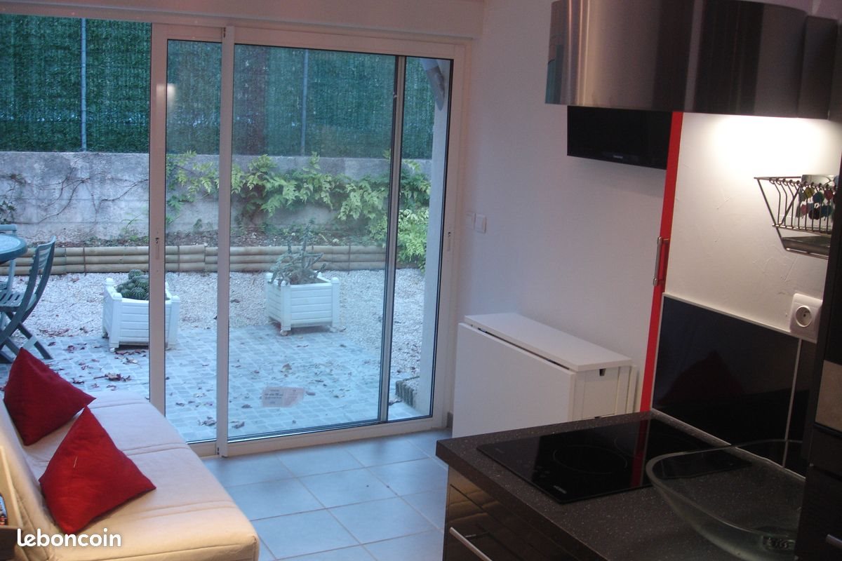 Appartement à louer, 20m², Trets