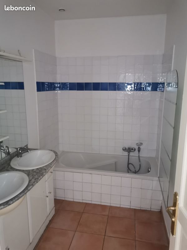Appartement à louer, 68m², Lorgues