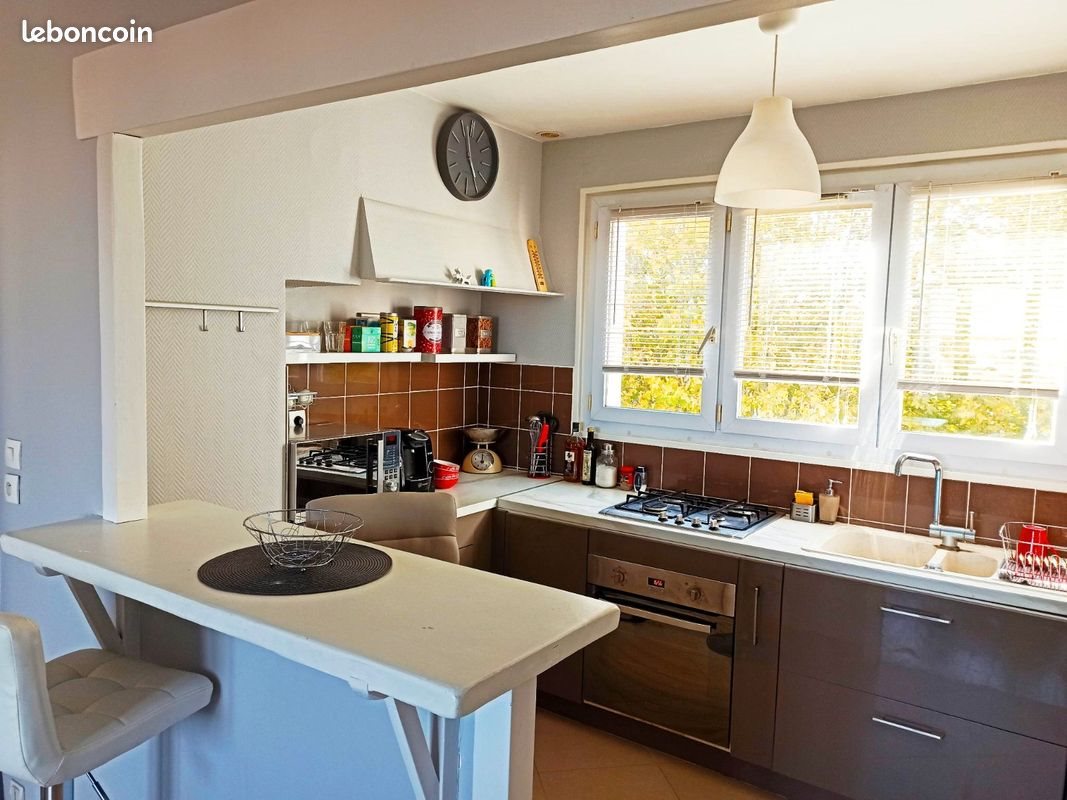 Appartement à louer, 65m², Rochefort
