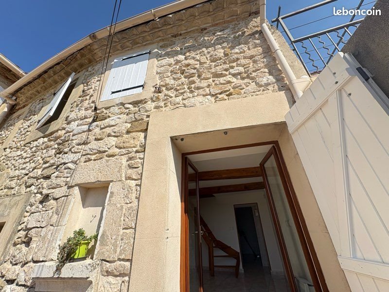Appartement à louer, 30m², Saint-Mamert-du-Gard