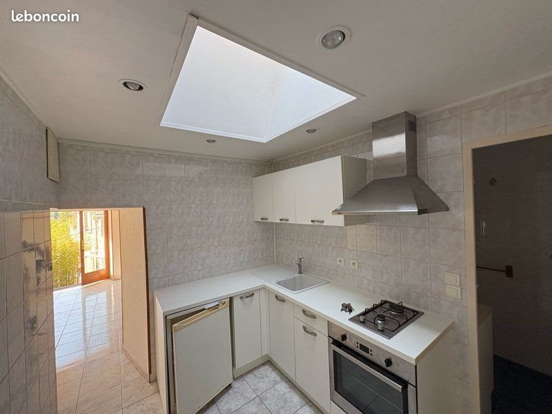 Appartement à louer, 30m², Saint-Mamert-du-Gard