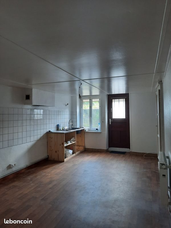 Maison à louer, 75m², Jussey