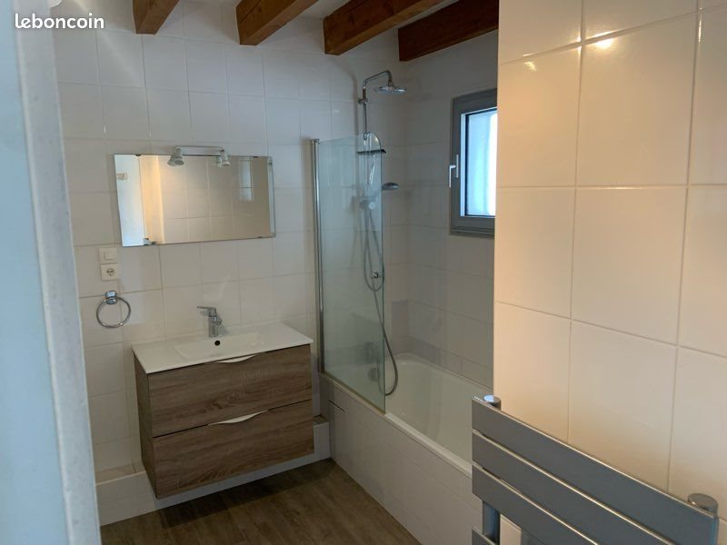 Appartement à louer, 46m², Izernore