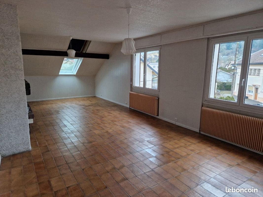 Appartement à louer, 91m², Pontarlier