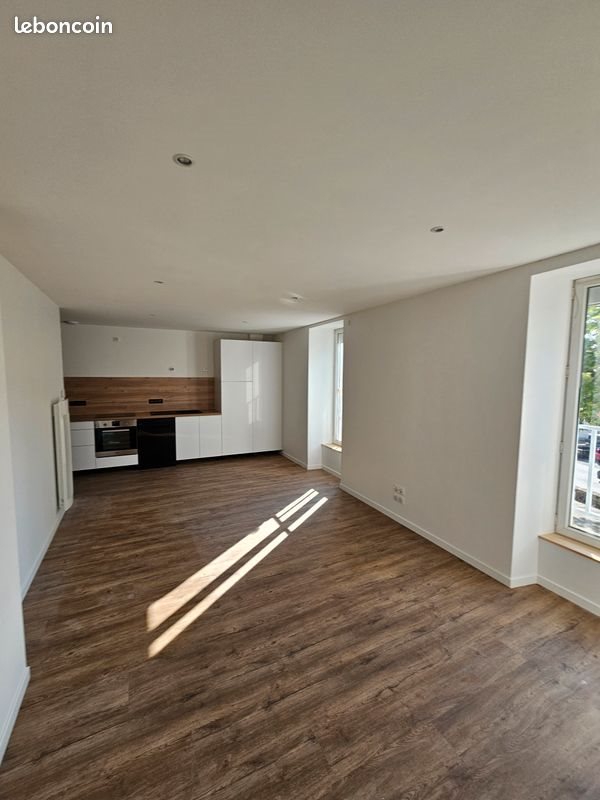 Appartement à louer, 70m², Bournezeau