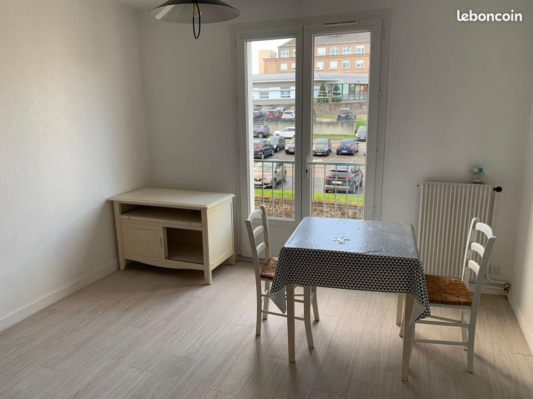 Appartement à louer, 27m², Fougères
