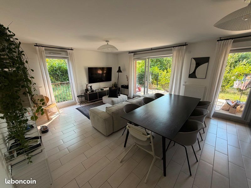 Appartement à louer, 70m², Argonay