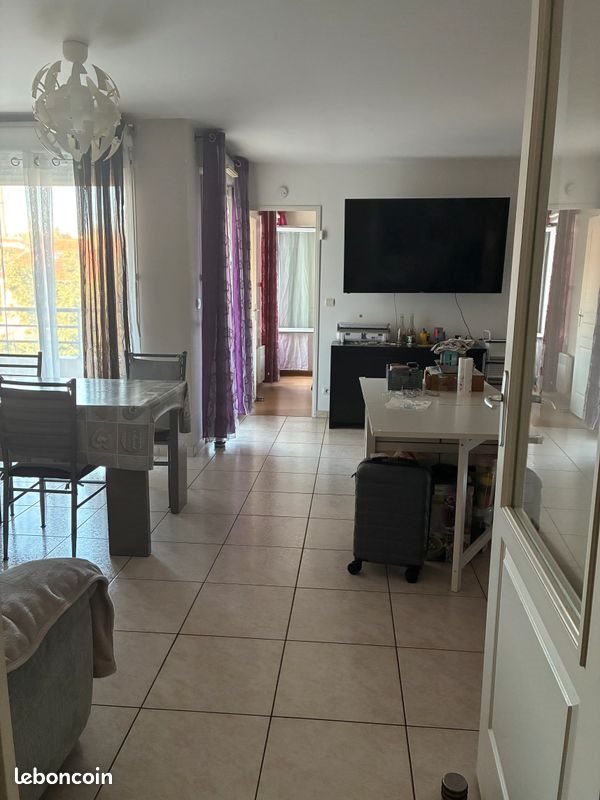 Appartement à vendre, 64m², Vénissieux