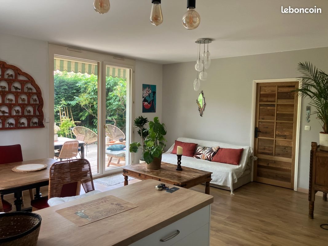 Appartement à louer, 65m², Annecy