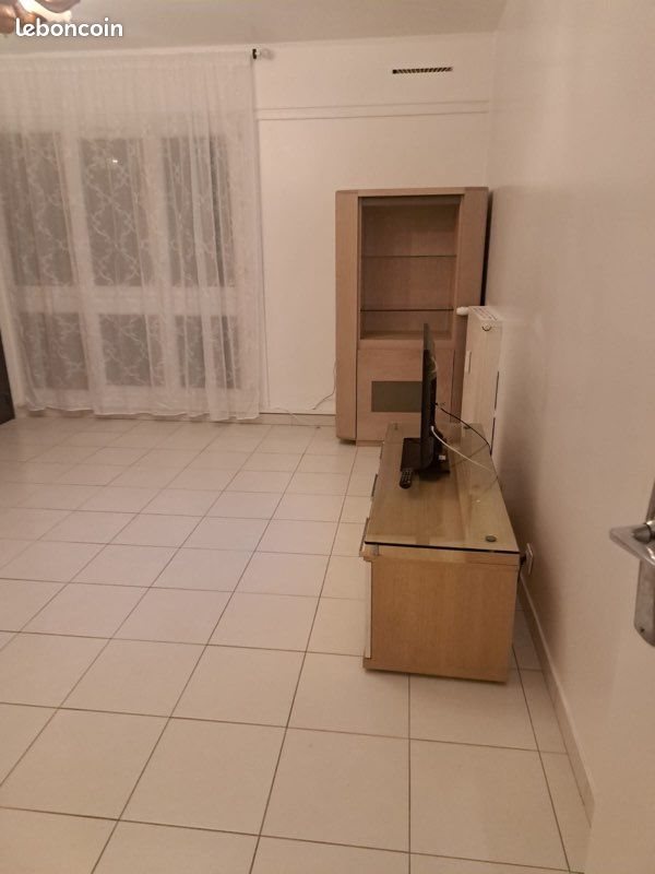Appartement à louer, 22m², Saint-Ouen-l'Aumône