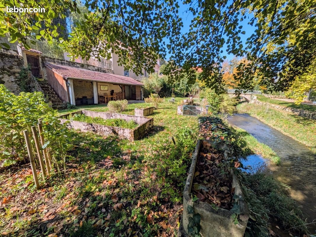 Maison à louer, 120m², Charolles
