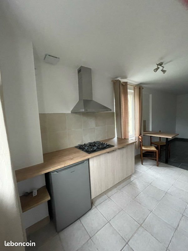 Appartement à louer, 30m², Le Buisson-de-Cadouin