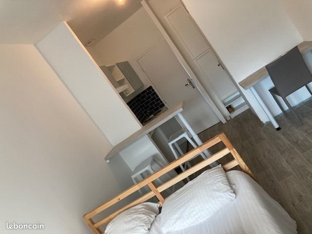 Appartement à louer, 25m², Talence