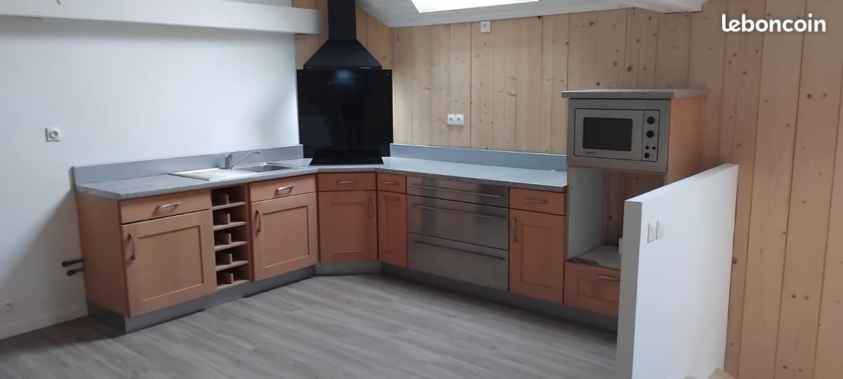 Appartement à louer, 100m², Saint-Florent-le-Vieil