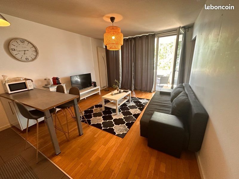 Appartement à louer, 42m², Bègles