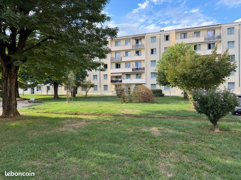 Appartement à louer, 67m², Saint-Priest