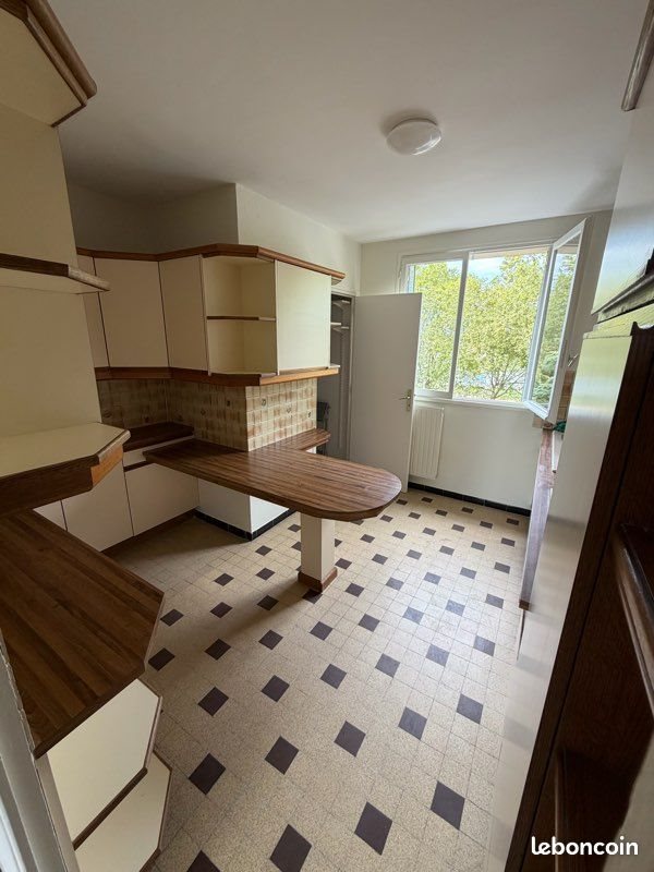Appartement à louer, 67m², Saint-Priest