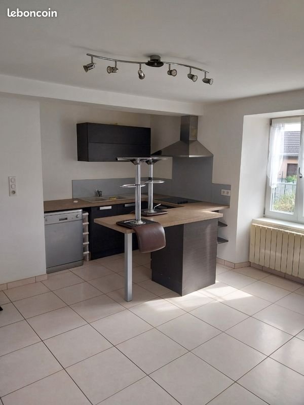 Appartement à louer, 40m², Rougemont-le-Château