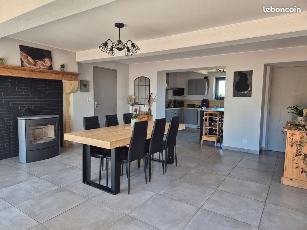 Maison à vendre, 134m², Saint-Christophe-en-Brionnais