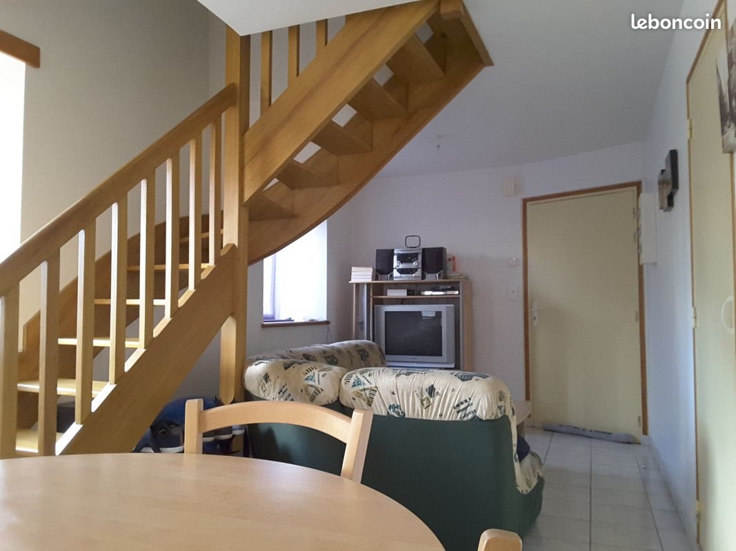 Appartement à louer, 51m², Uzel