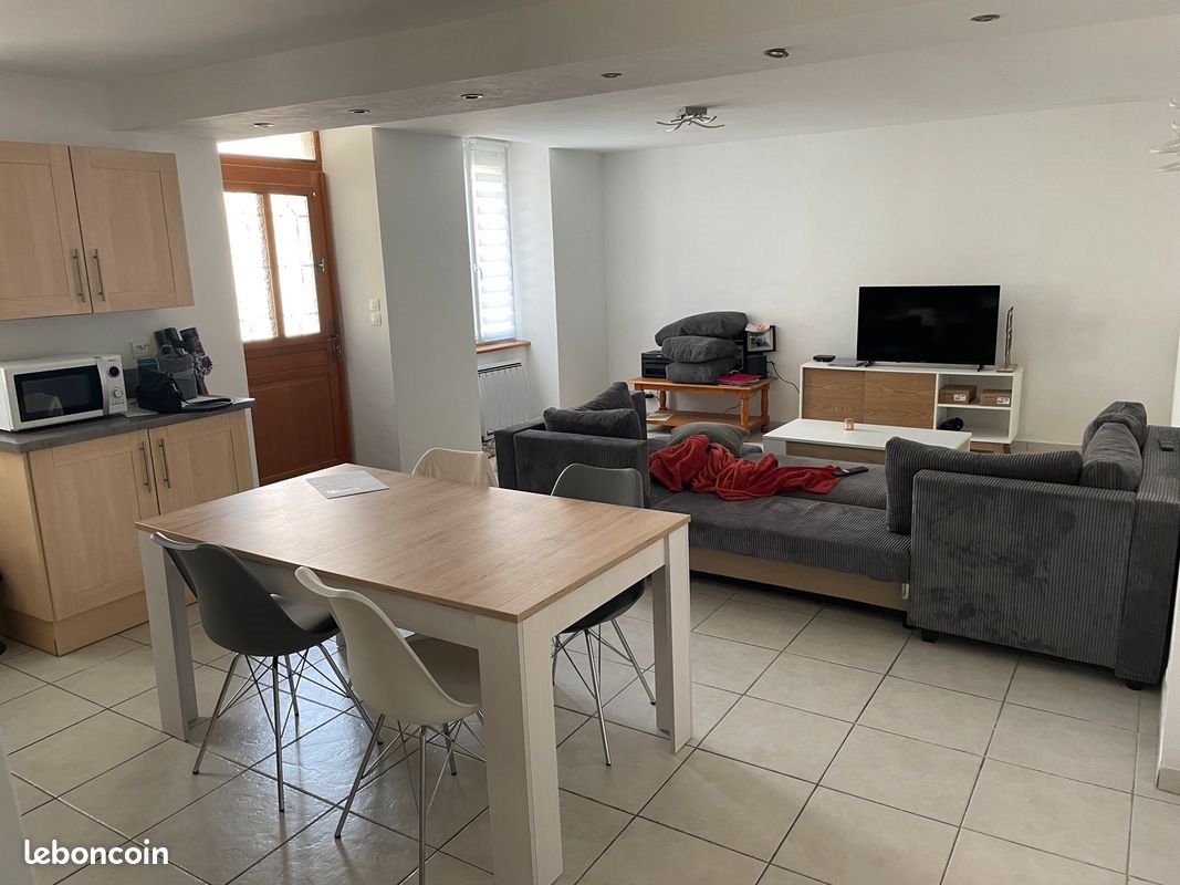 Maison à louer, 75m², Méral