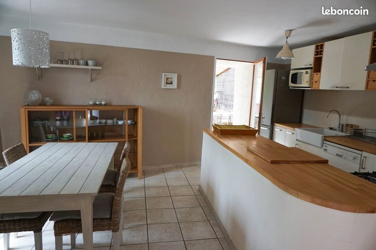 Maison à louer, 78m², Solliès-Ville